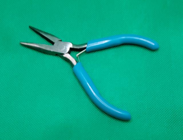 Needle Nose Jewelry Pliers