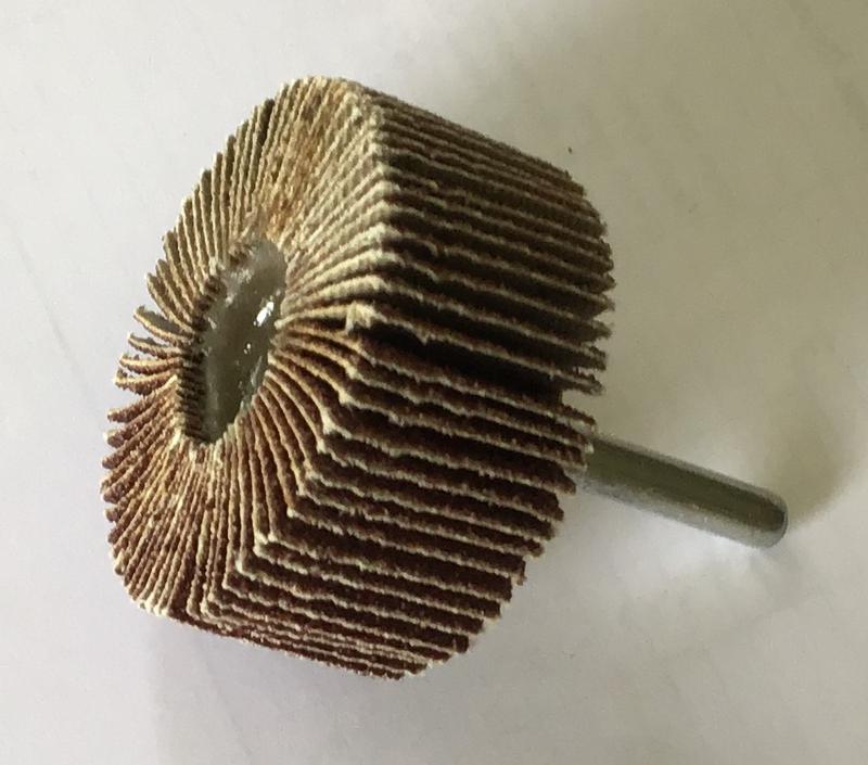 Finishing Sanders - Extenders with Replaceable Sanding Heads