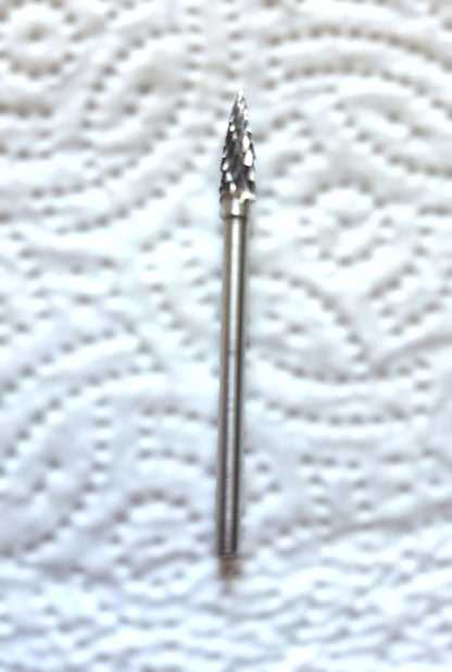 4 mm Carbide Pointed Flame Double Cut carving burr